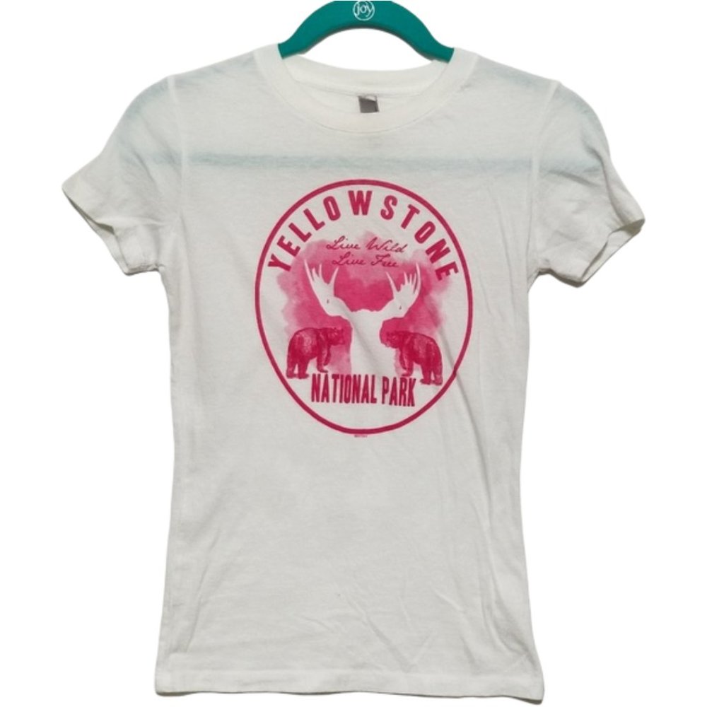 Yellowstone National Park T-shirt Women's (Small)
